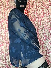 Monika Fox In A Pink Pareo In El Nicho - 4 Pics