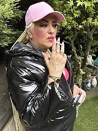 Daddy enjoys his step daughter in an intimate way