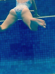 Wifey looks amazing in the pool in a hot one piece - 26 Pics