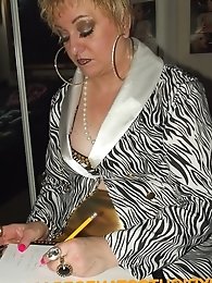 Shirley Slut 877 is a porn gallery.