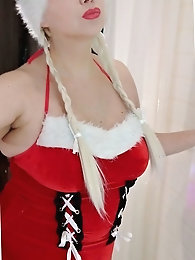 LIGHTING UP MY BODY WITH CHRISTMAS