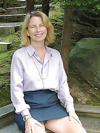 Mature Wife Voyeur 2